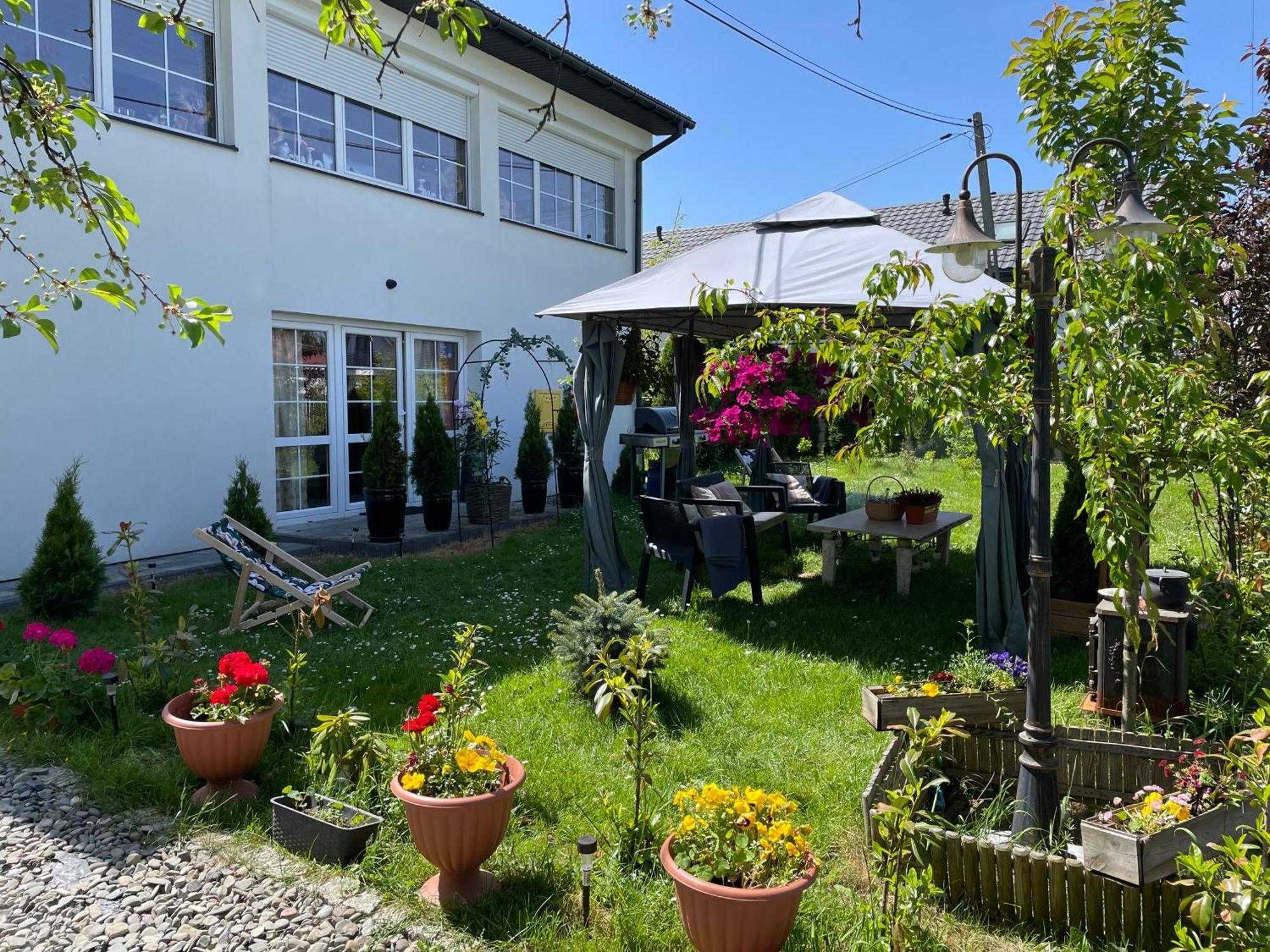 K&B Residence Jarosław Eksteriør billede